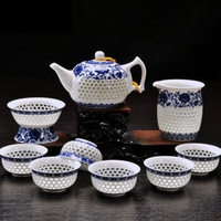 求：青花瓷的茶具